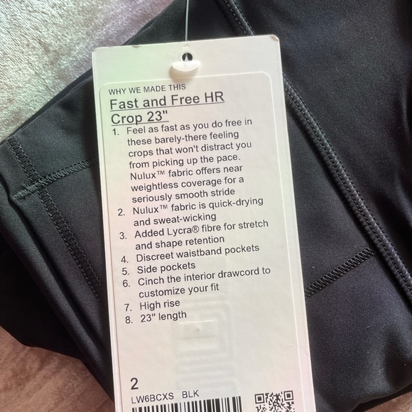 NWT Fast and Free HR Capris Lululemon - Picture 2 of 3